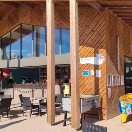 Campingplatz Mh 133 3 Et 1 Salle De Bain Dans 4 Etoiles