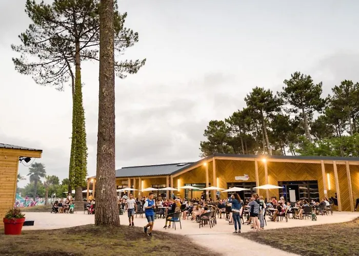 Campsite Mh 133 3 Et 1 Salle De Bain Dans 4 Etoiles